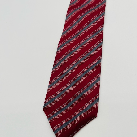 Giorgio Armani Cravatte 100% Silk Tie From Italy Made In Italy